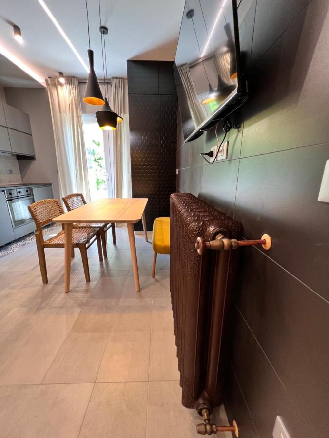 Appartamento Di Design A 30 Metri Dal Mare Алба Адриатика Екстериор снимка