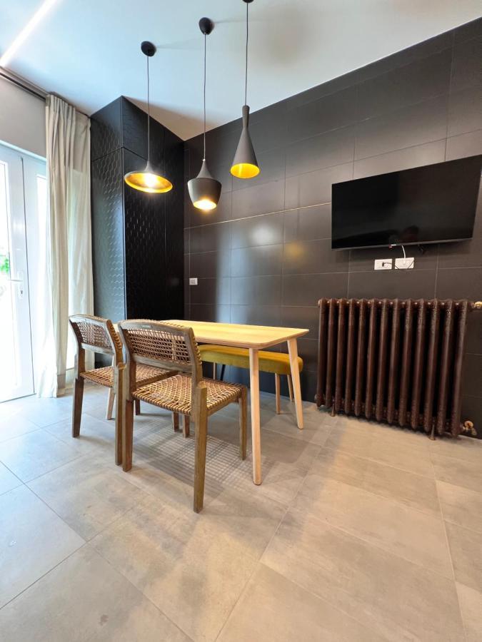 Appartamento Di Design A 30 Metri Dal Mare Алба Адриатика Екстериор снимка